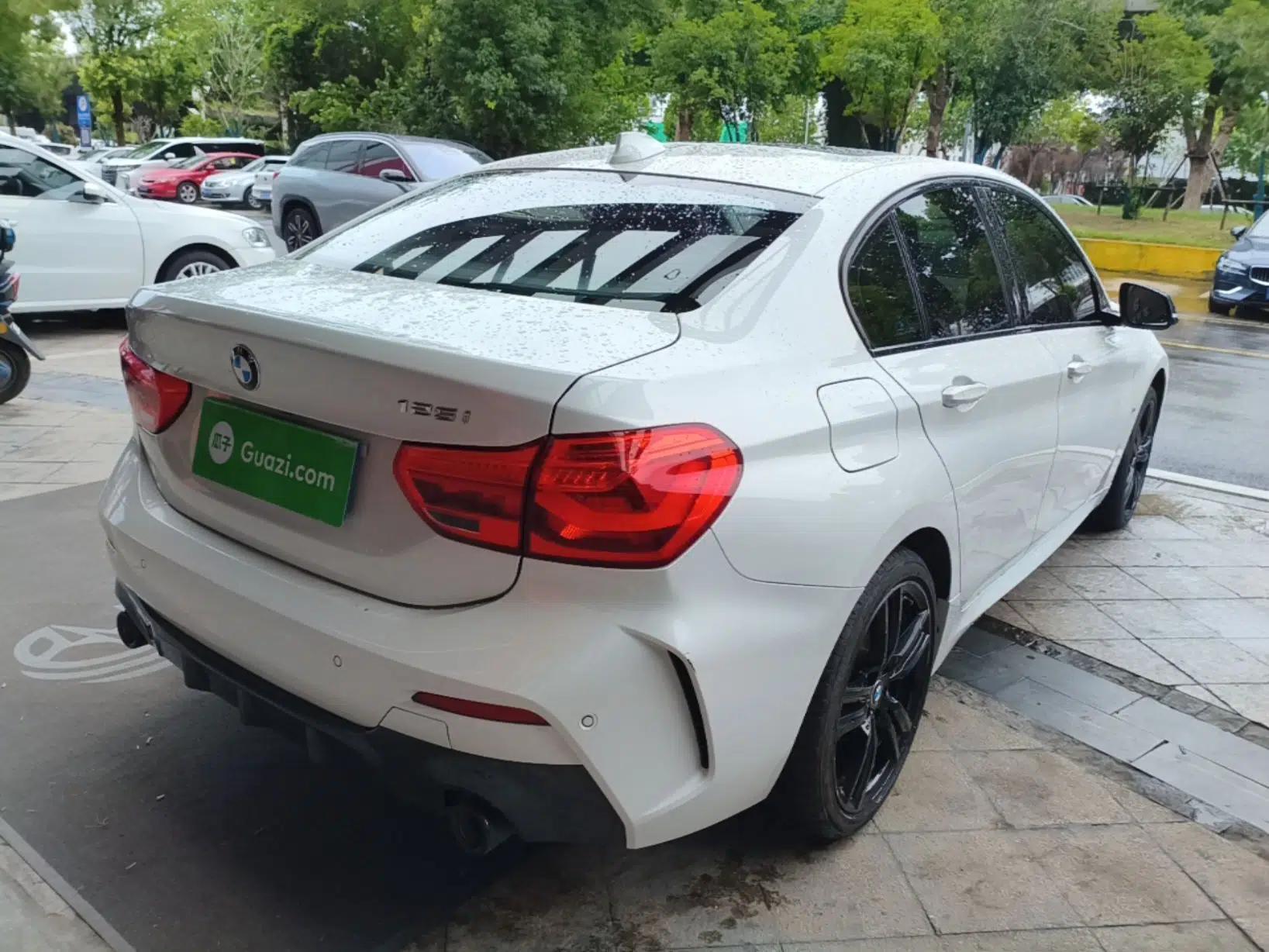 BMW 1 Series 2021 125i M Sport Night Edition — миниатюра 6