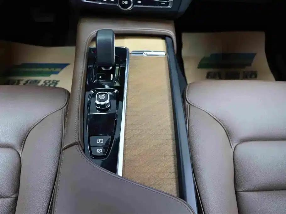 2024 Volvo S90 B5 Smart Luxury Edition — миниатюра 24