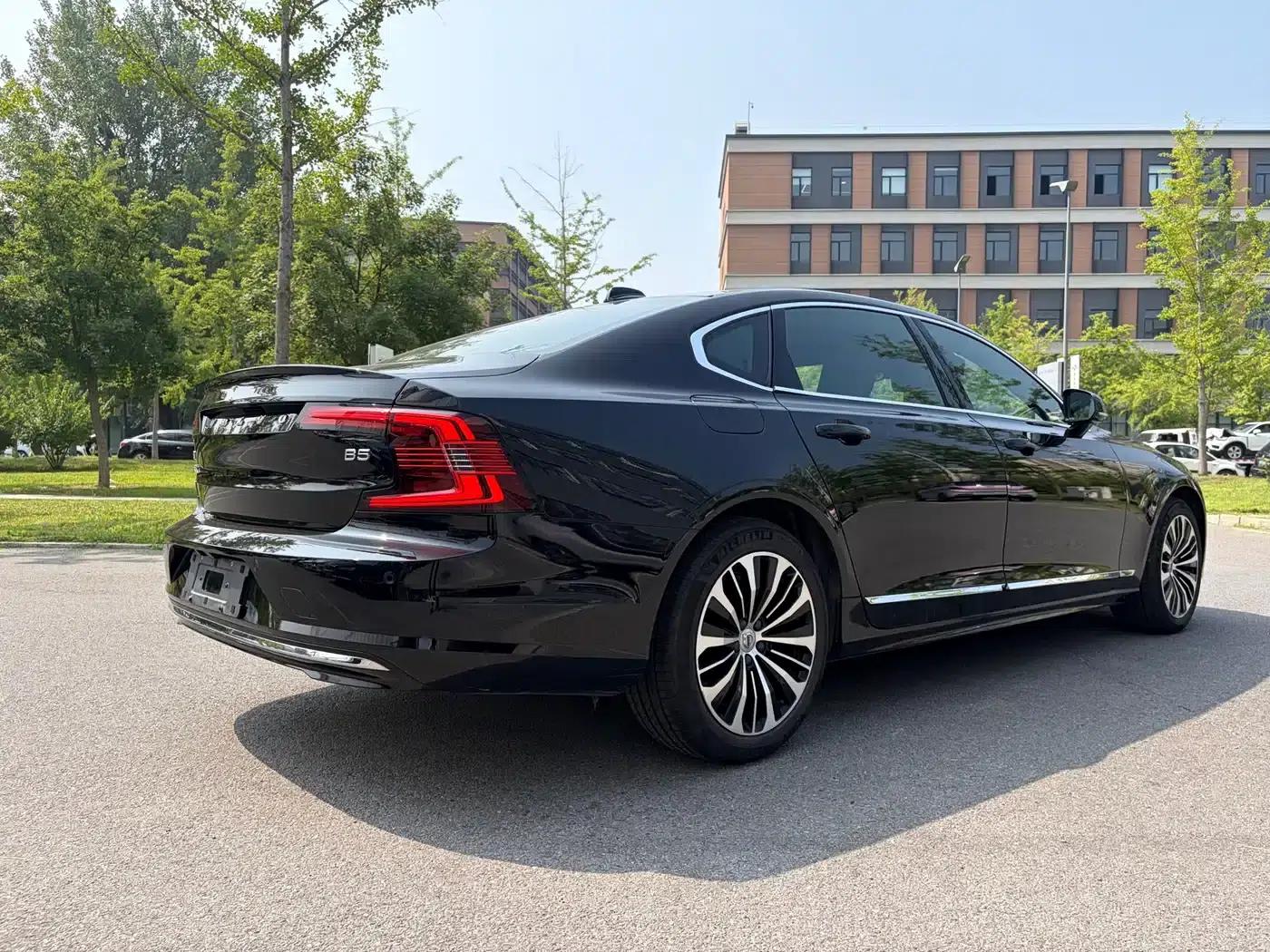 2025 Volvo S90 B5 Smart Luxury Edition — миниатюра 6