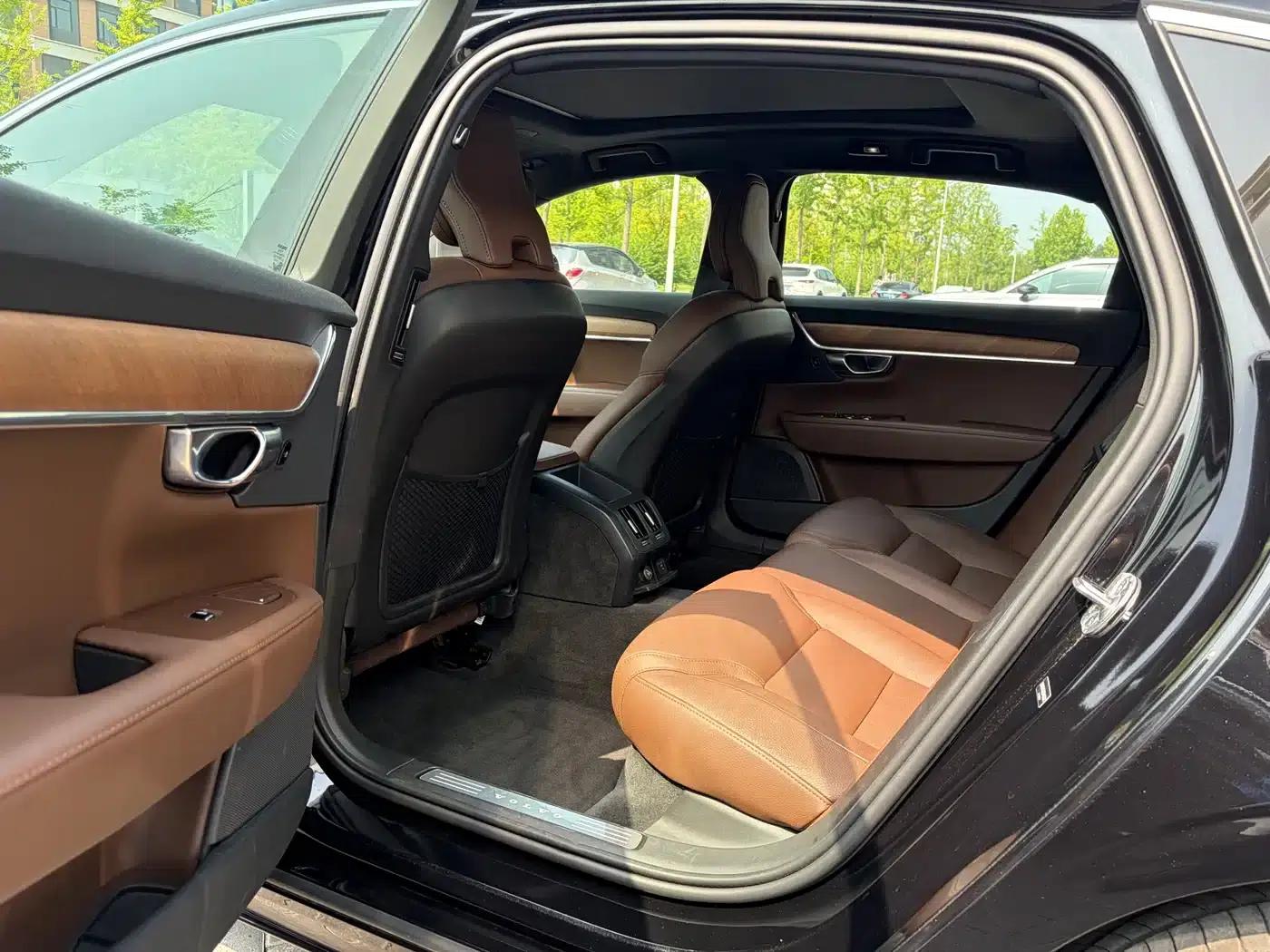 2025 Volvo S90 B5 Smart Luxury Edition — миниатюра 8
