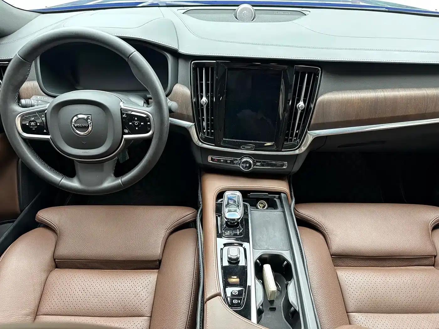 2024 Volvo S90 B5 Inscription Luxury Edition — миниатюра 5
