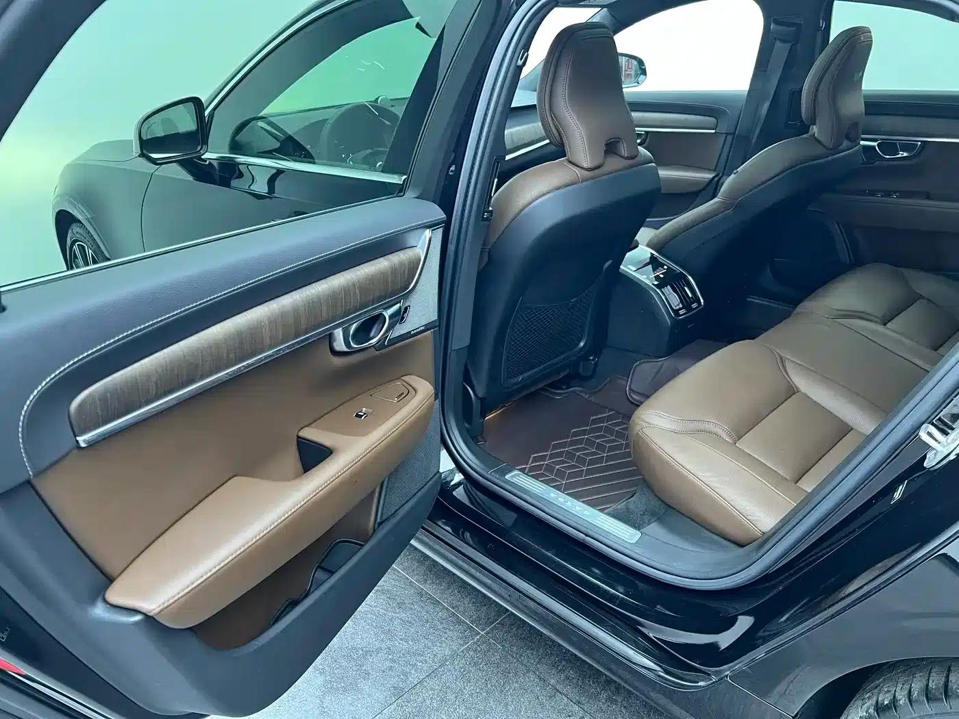 2024 Volvo S90 B5 Inscription Luxury Edition — миниатюра 7