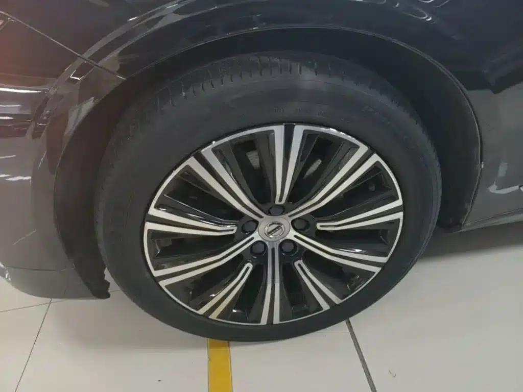 2021 Volvo S90 B5 Inscription Luxury Edition — миниатюра 23