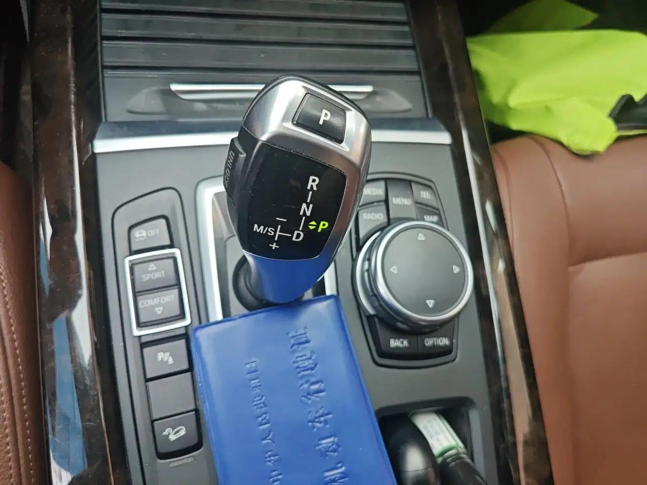 BMW X5 2015 xDrive28i — миниатюра 14