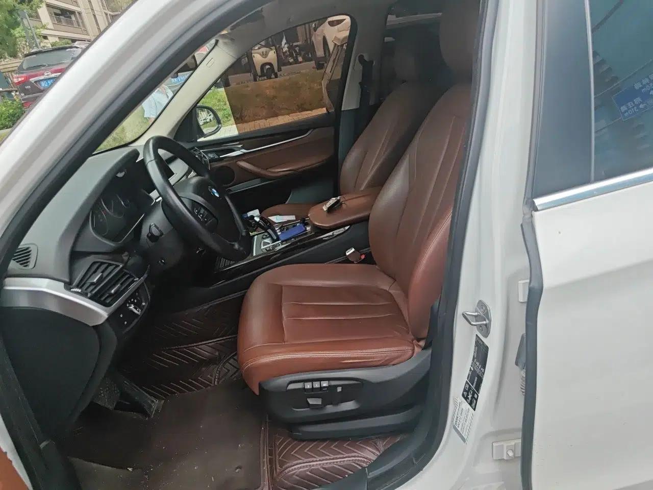 BMW X5 2015 xDrive28i — миниатюра 15