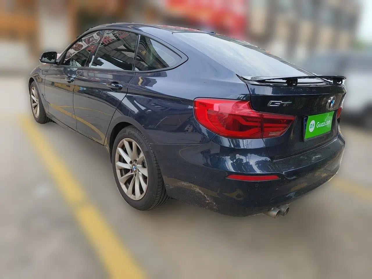 BMW 3 Series GT 2019 320i Sport Edition — миниатюра 4