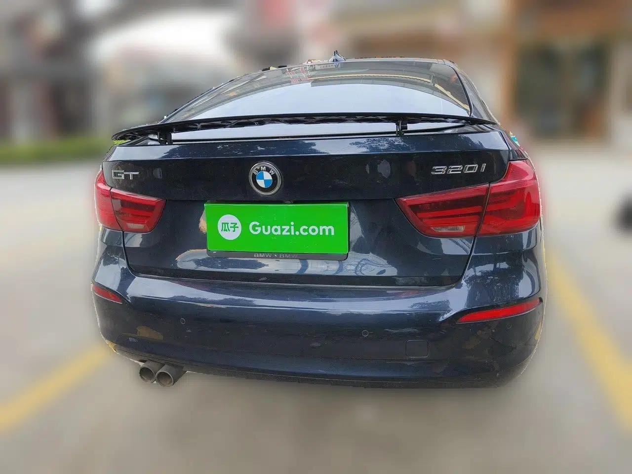 BMW 3 Series GT 2019 320i Sport Edition — миниатюра 5