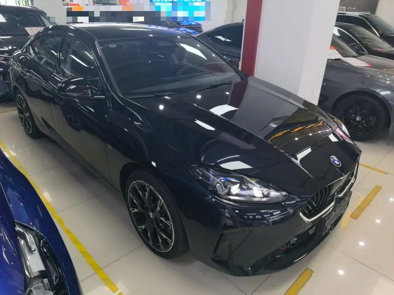 BMW 2 Series 2025 225L M Sport Night Edition Package — миниатюра 3