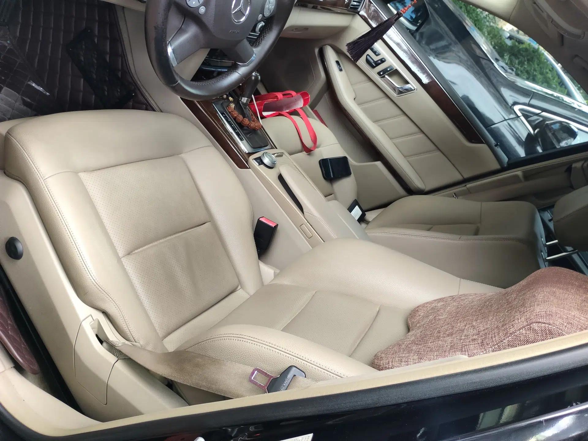 Mercedes-Benz E-Class 2011 E 200 L CGI Elegant Model — миниатюра 15
