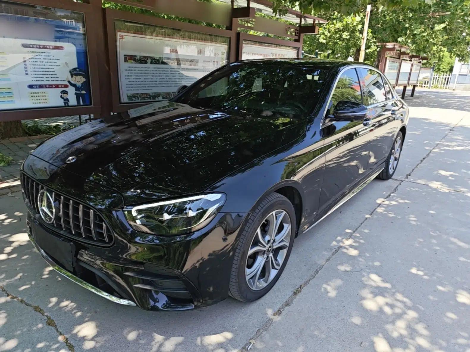 Mercedes-Benz E-Class 2021 E 300 L Sporty and Stylish Model — миниатюра 1