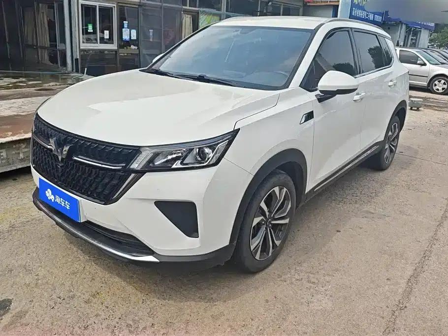 Wuling Xingchen 2022 2.0L DHT Electric Model — миниатюра 1