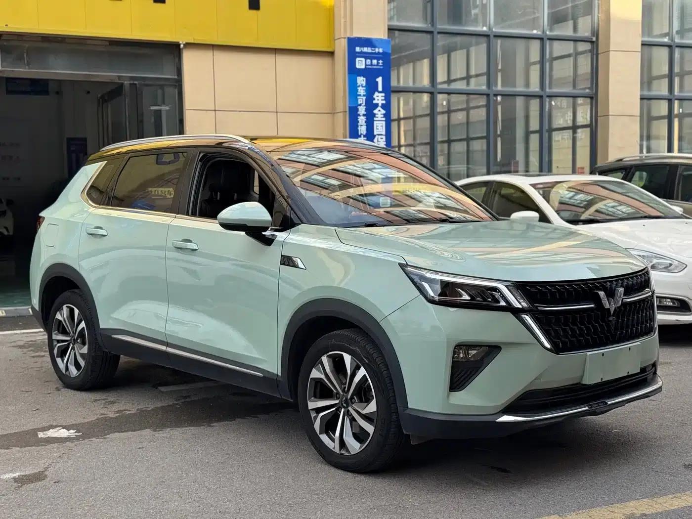 Wuling Xingchen 2021 1.5T CVT Star Edition — миниатюра 1