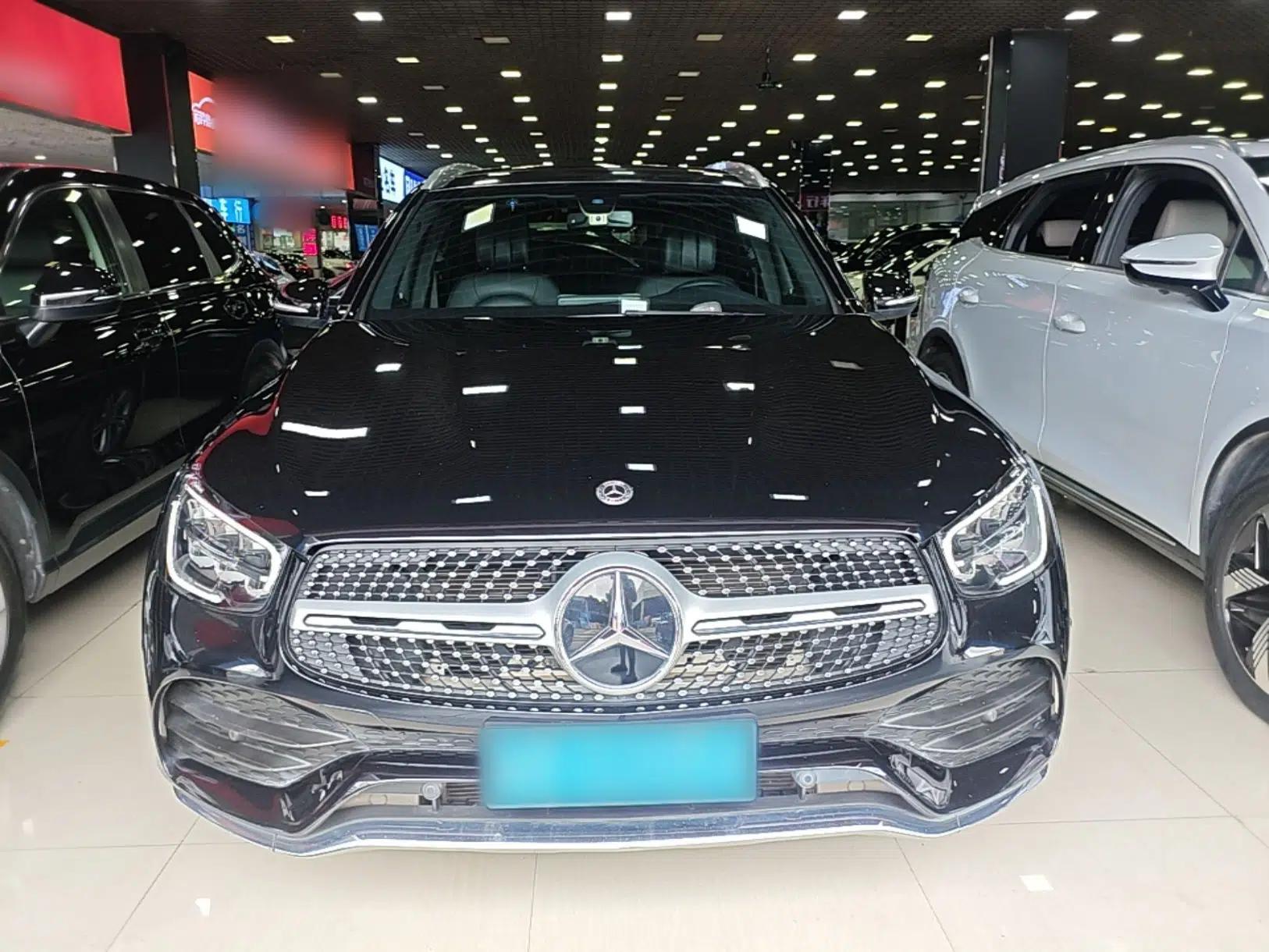 Mercedes-Benz GLC 2020 GLC 260 L 4MATIC Luxury Model — миниатюра 2