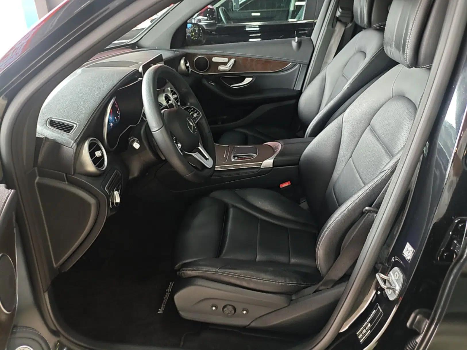 Mercedes-Benz GLC 2020 GLC 260 L 4MATIC Luxury Model — миниатюра 17