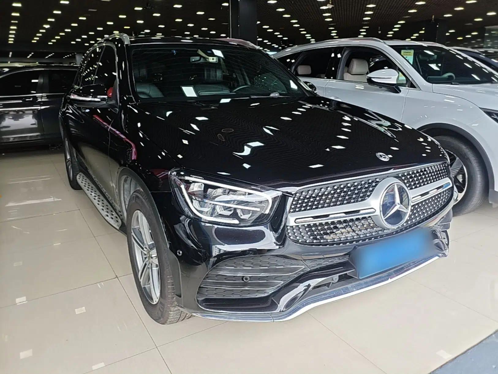 Mercedes-Benz GLC 2020 GLC 260 L 4MATIC Luxury Model — миниатюра 3