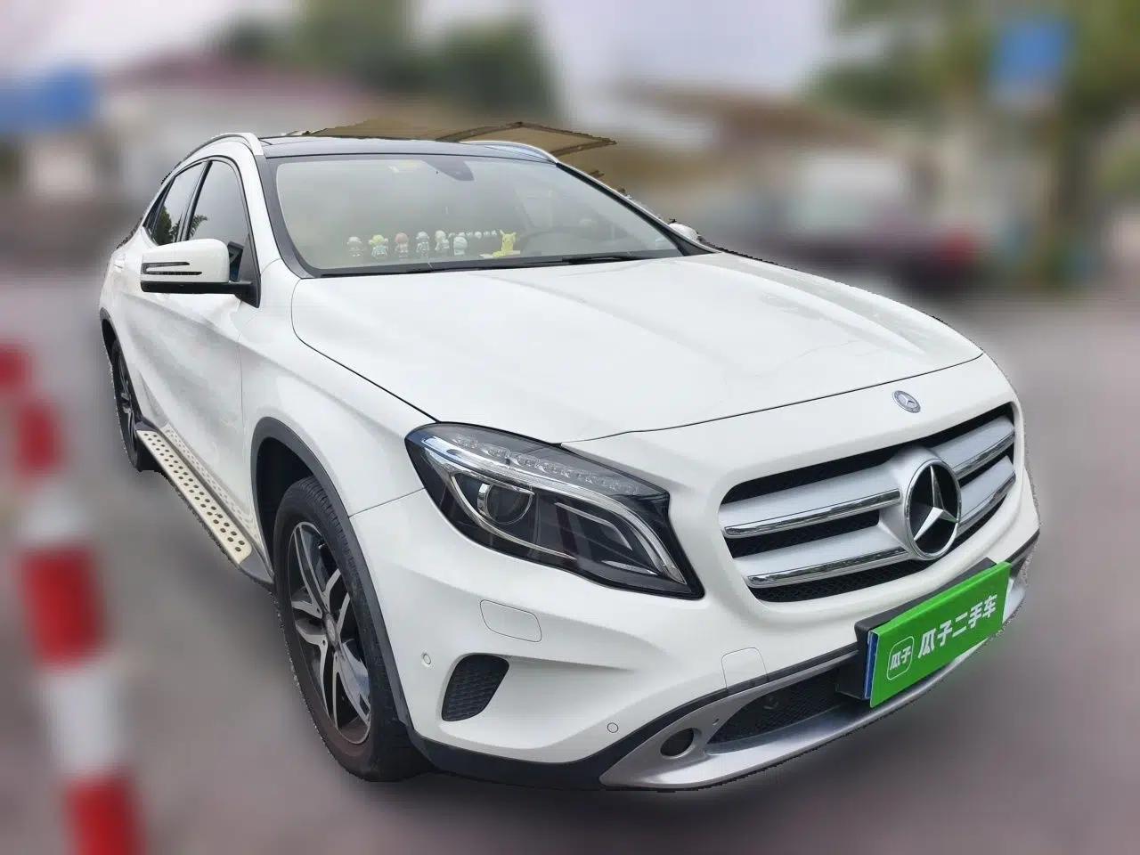 Mercedes-Benz GLA 2016 GLA 200 Fashion Model — миниатюра 3