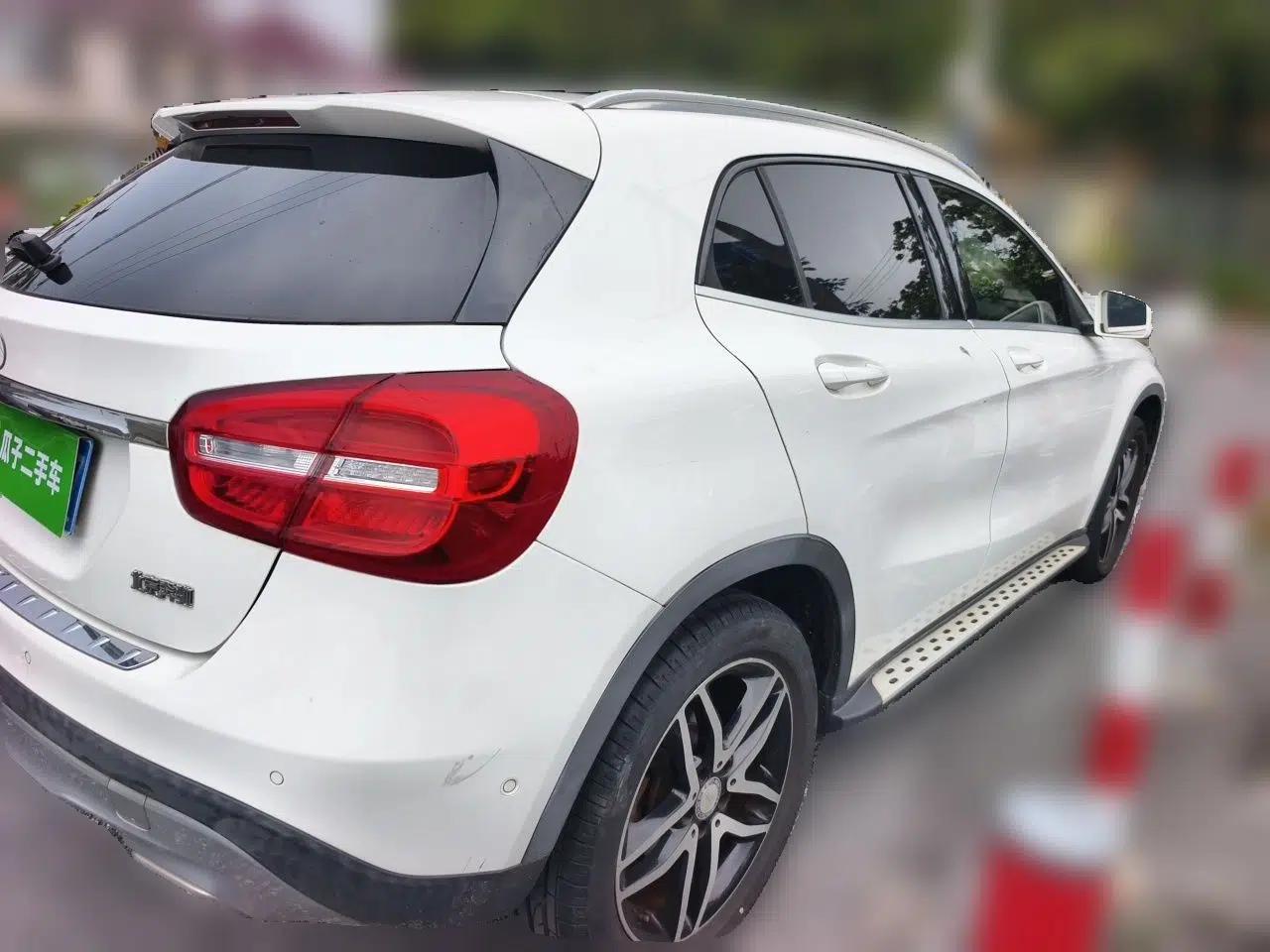 Mercedes-Benz GLA 2016 GLA 200 Fashion Model — миниатюра 6