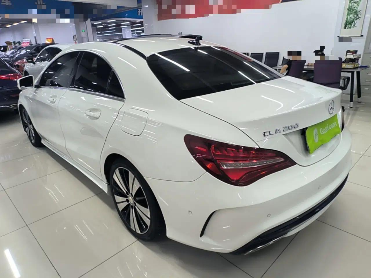 Mercedes-Benz CLA 2016 Facelifted CLA 200 Stylish Edition — миниатюра 4