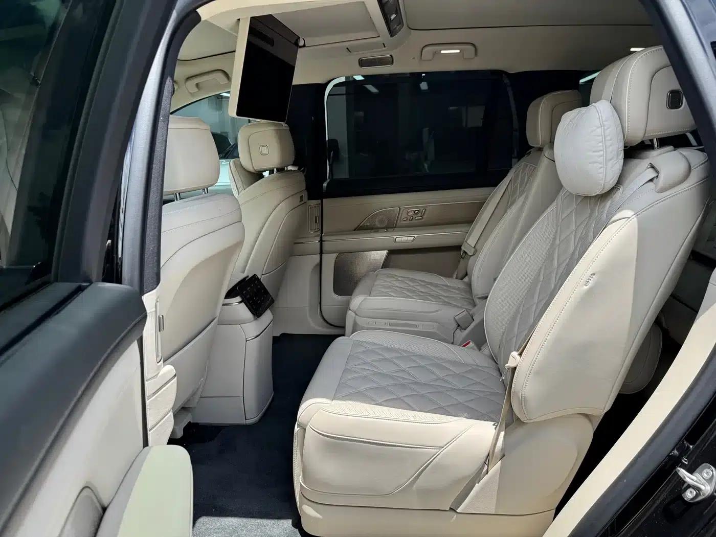 NIO ES8 2026 Model Six-Seat Executive Luxury Edition — миниатюра 14