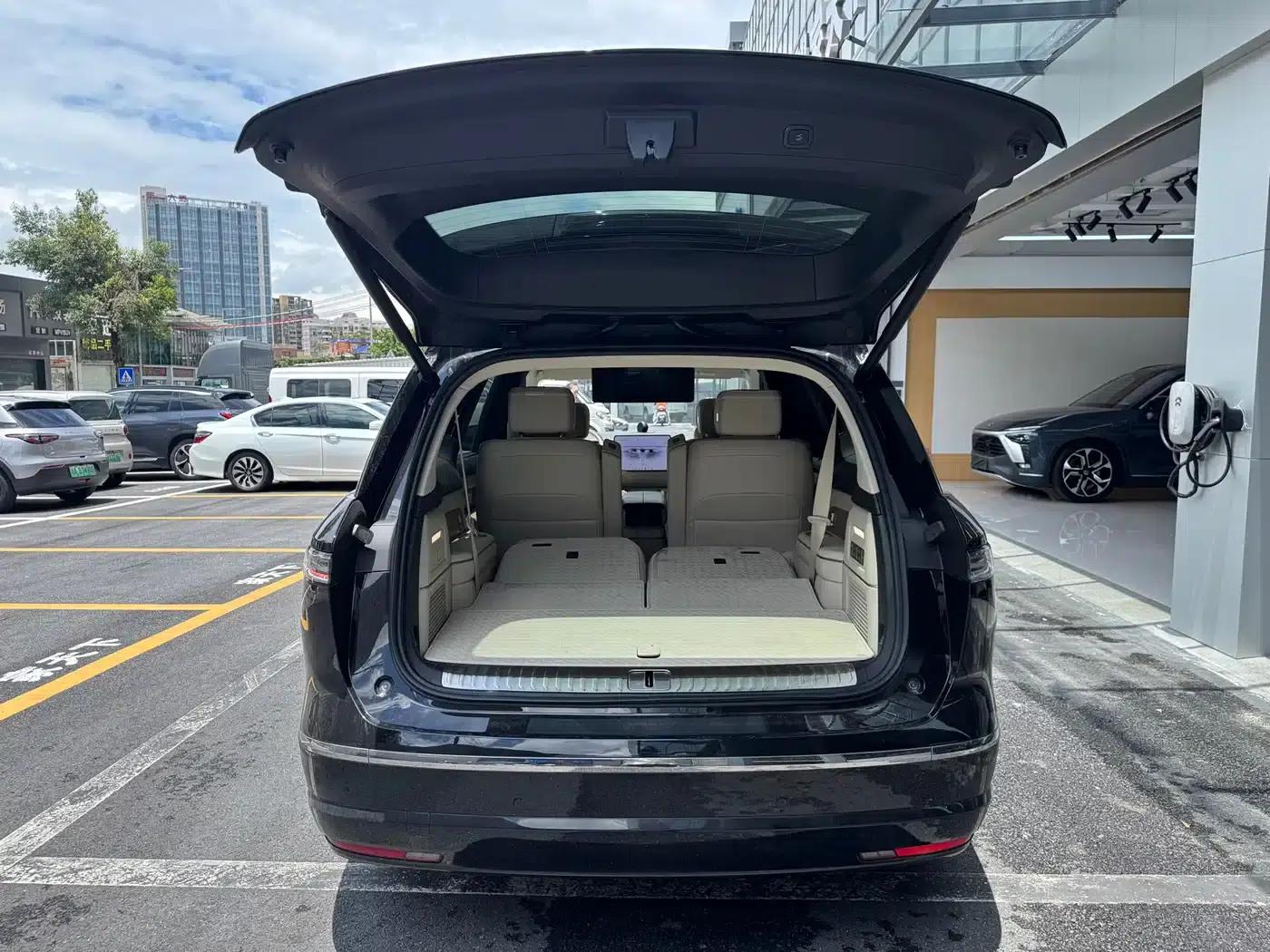 NIO ES8 2026 Model Six-Seat Executive Luxury Edition — миниатюра 10