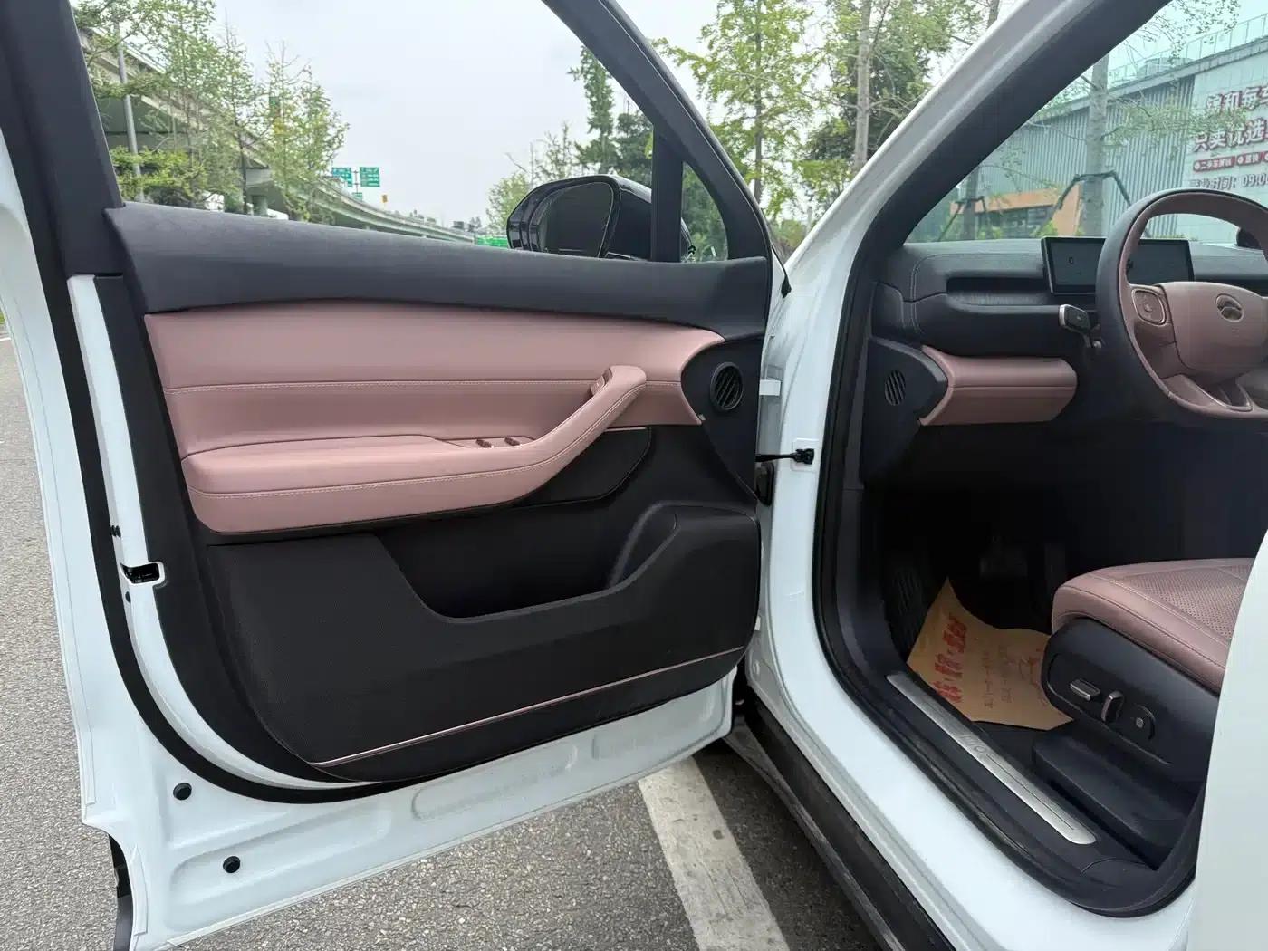 NIO EC6 2024 model 75kWh — миниатюра 14