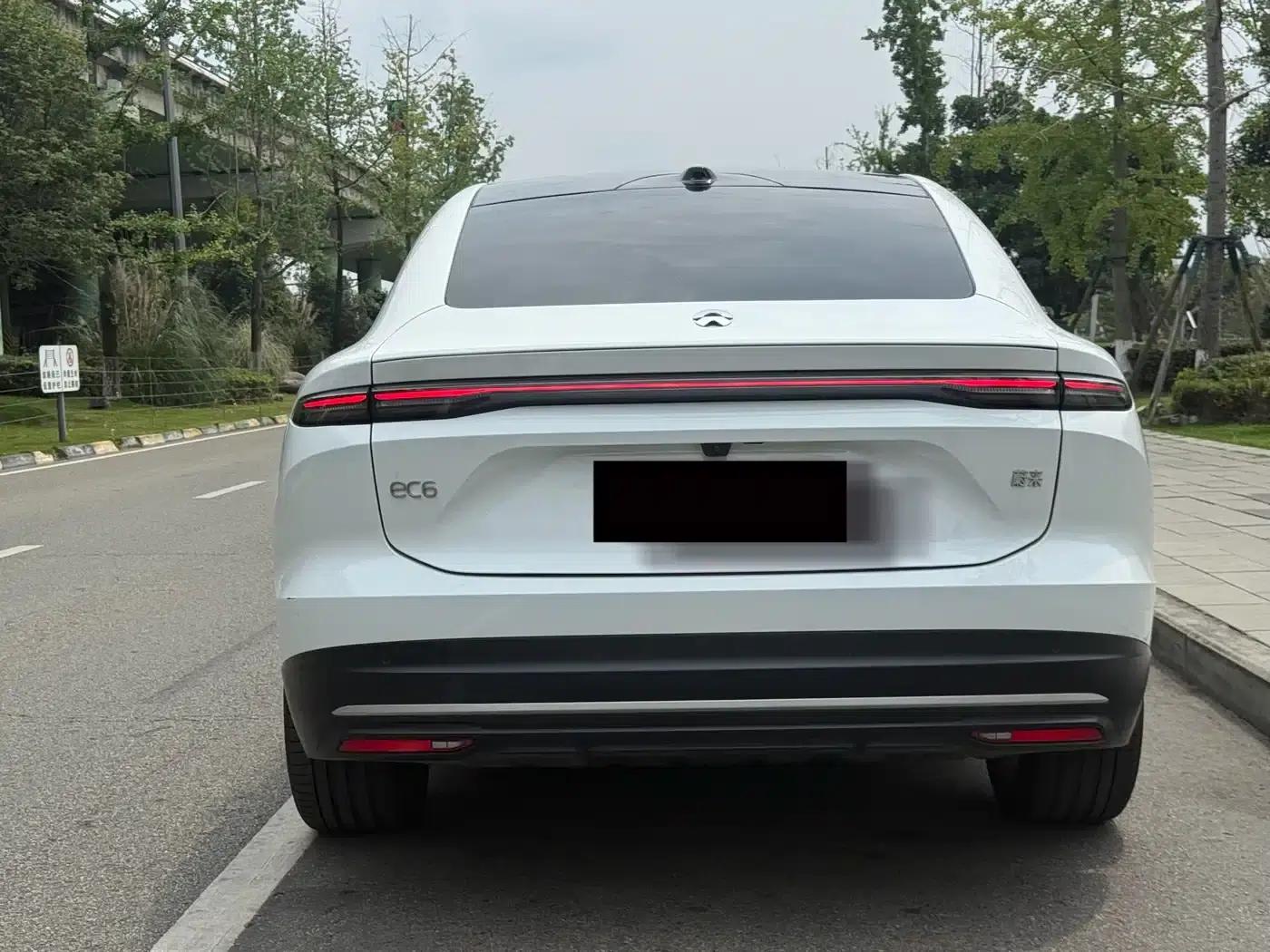 NIO EC6 2024 model 75kWh — миниатюра 4