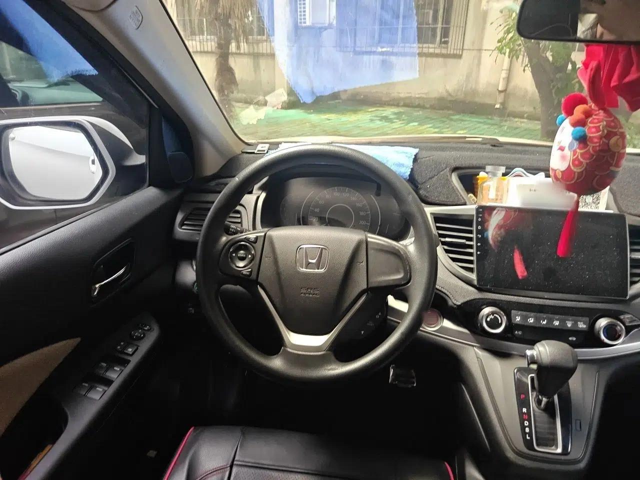 Honda CR-V 2016 2.0L two-wheel drive Urban Edition — миниатюра 10