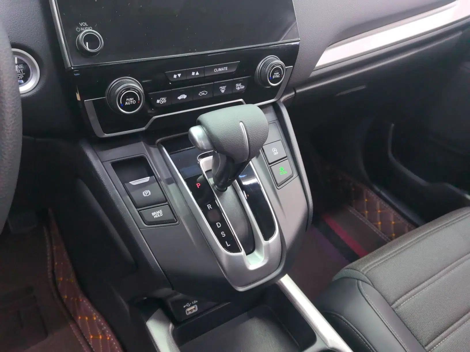 Honda CR-V 2021 240TURBO CVT Two-Wheel Drive Urban Edition — миниатюра 11