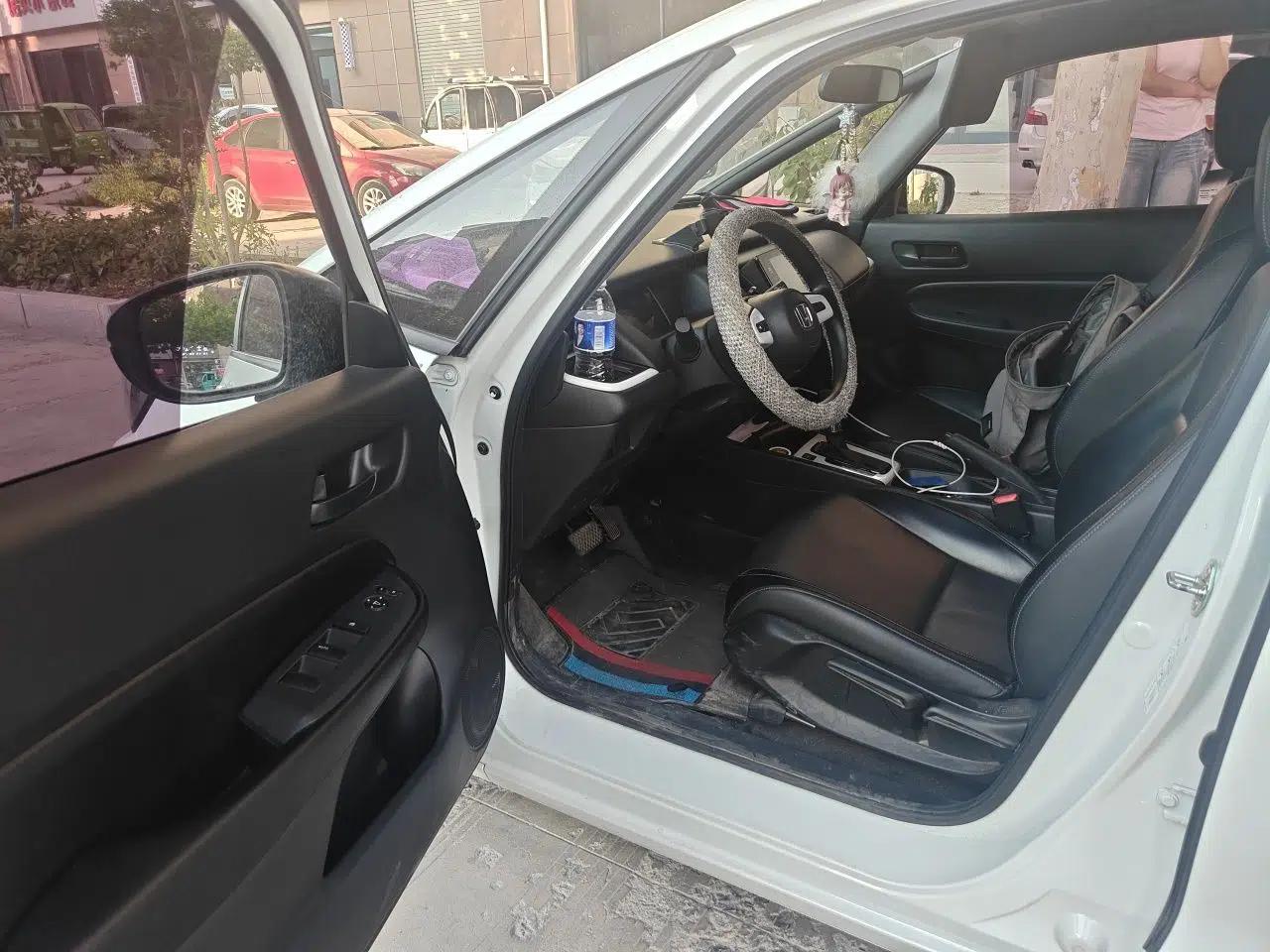 Honda Fit 2023 1.5L CVT Trend Edition — миниатюра 16