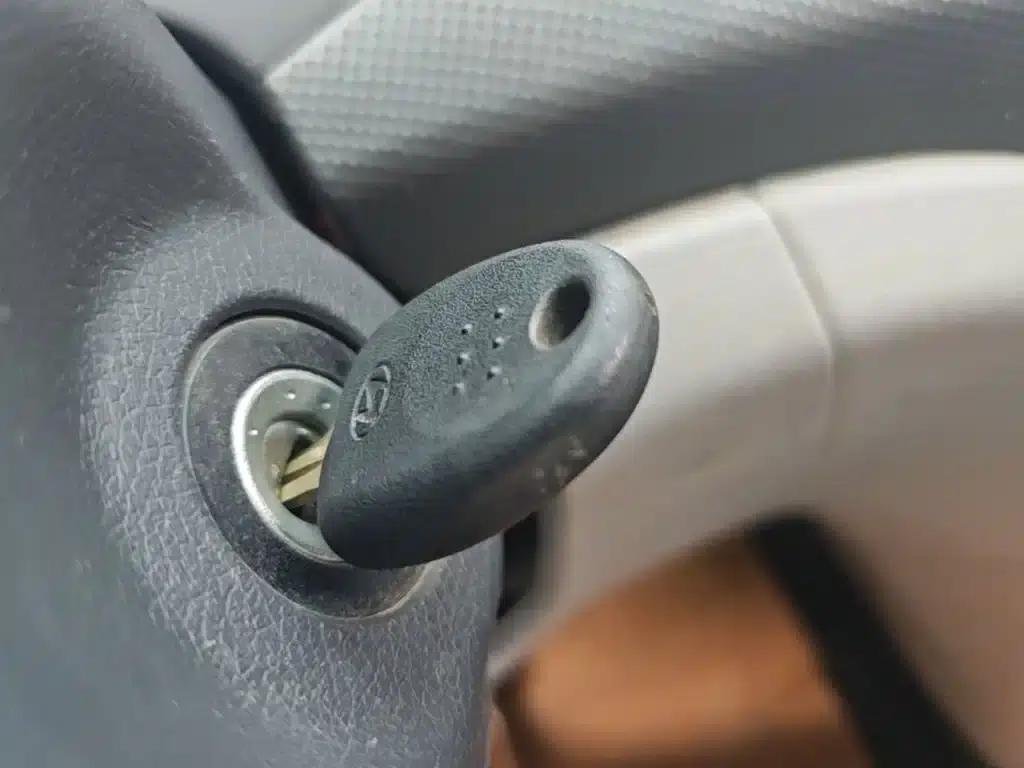 2014 Hyundai Reina 1.4L Manual Intelligent GLS — миниатюра 9