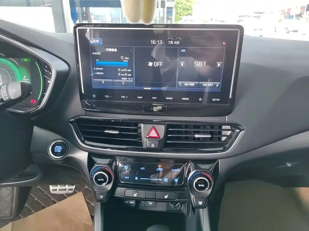 Festa 2019 280TGDi Smart Edition (China VI Emission Standard) — миниатюра 13