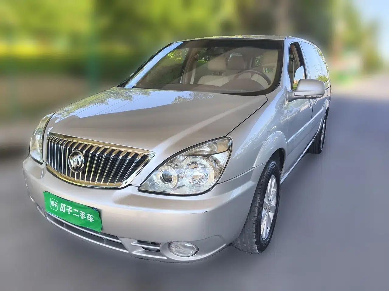 Buick GL8 2014 2.4L Classic Edition — миниатюра 1
