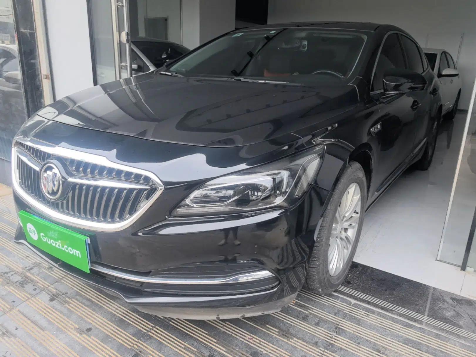Buick LaCrosse 2018 20T Elite Edition — миниатюра 1