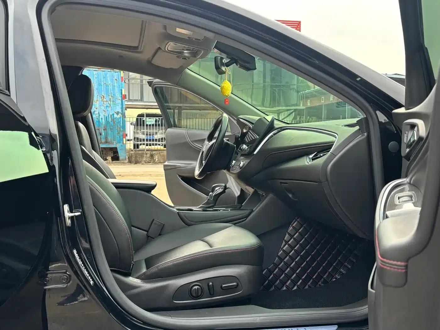 2022 Chevrolet Malibu XL Redline 550T Automatic Sharp Edition — миниатюра 11