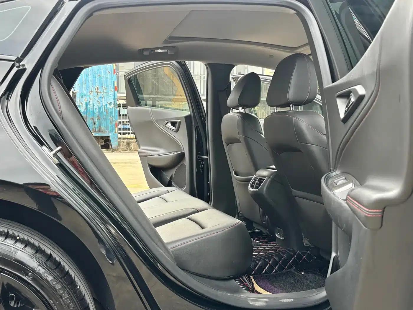2022 Chevrolet Malibu XL Redline 550T Automatic Sharp Edition — миниатюра 10
