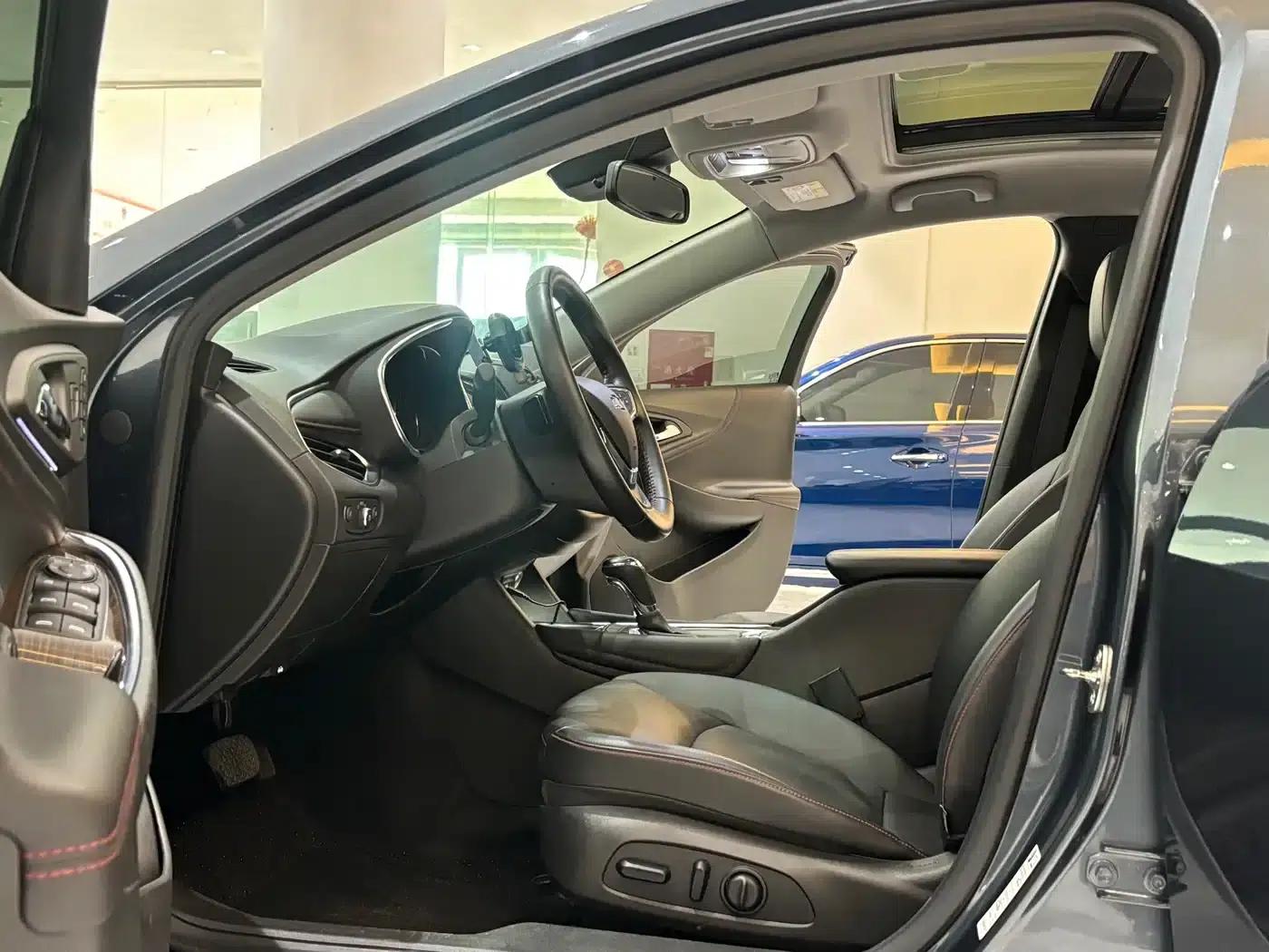 2019 Chevrolet Malibu XL Redline 550T Automatic Smart Edition — миниатюра 7