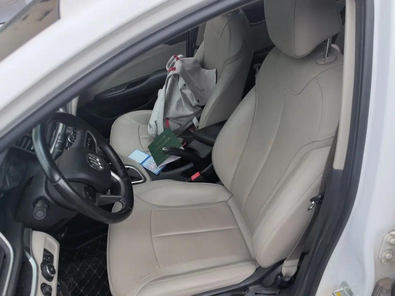 Buick GT 2019 15T Dual-Clutch Connected Elite Model China VI — миниатюра 15