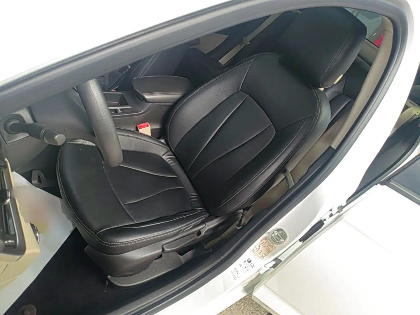 Buick Verano 2019 Sedan 15S Automatic Entry Model — миниатюра 17