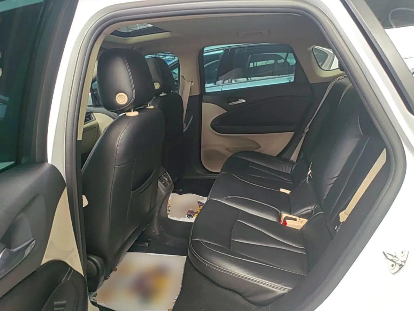 Buick Verano 2019 Sedan 15S Automatic Entry Model — миниатюра 20