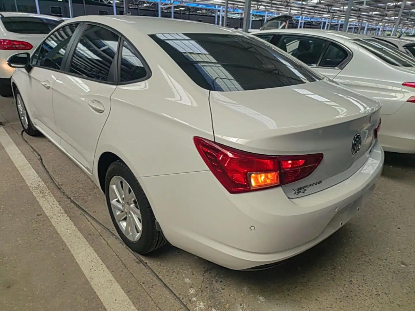 Buick Verano 2019 Sedan 15S Automatic Entry Model — миниатюра 4