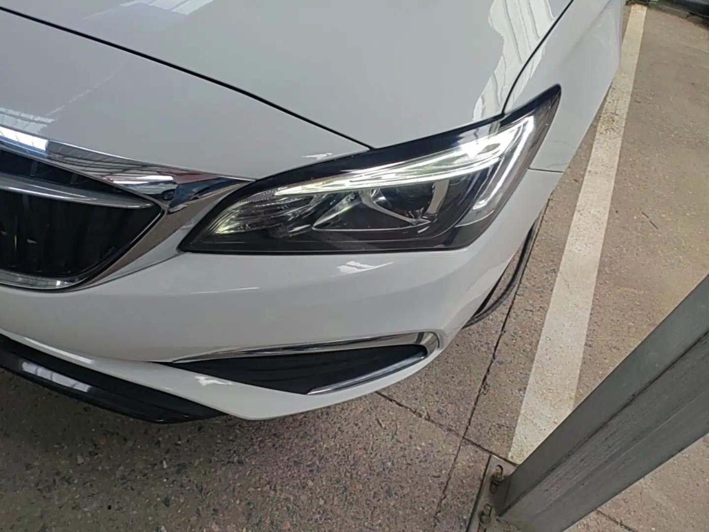 Buick Verano 2019 Sedan 15S Automatic Entry Model — миниатюра 8