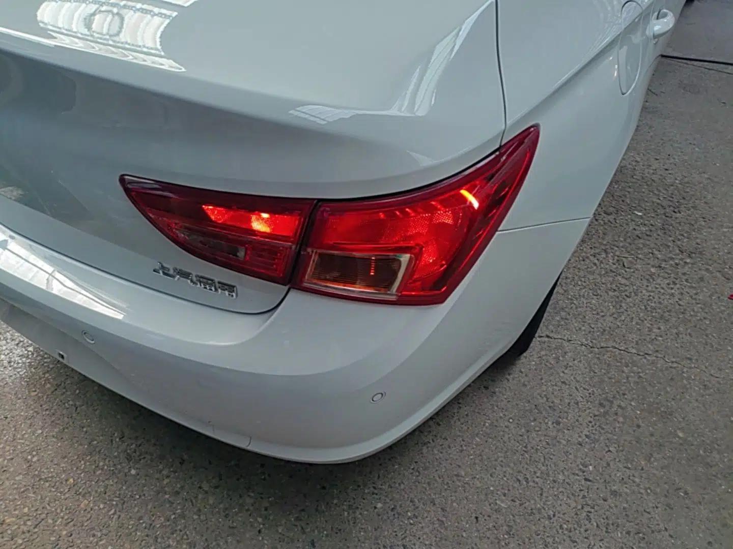 Buick Verano 2019 Sedan 15S Automatic Entry Model — миниатюра 9