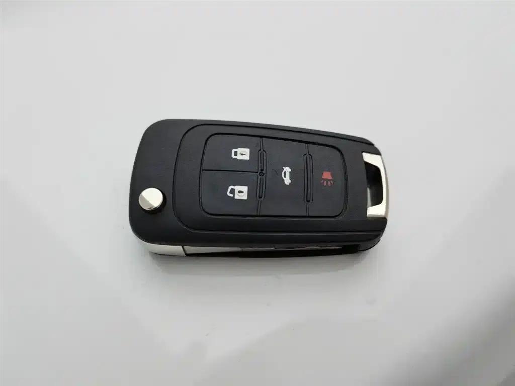 2013 Chevrolet Malibu 2.4L Automatic Luxury Edition — миниатюра 19