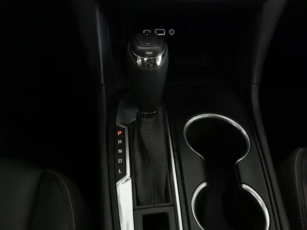 Equinox 2019 535T Automatic Premier Edition (China VI Emission Standard) — миниатюра 13
