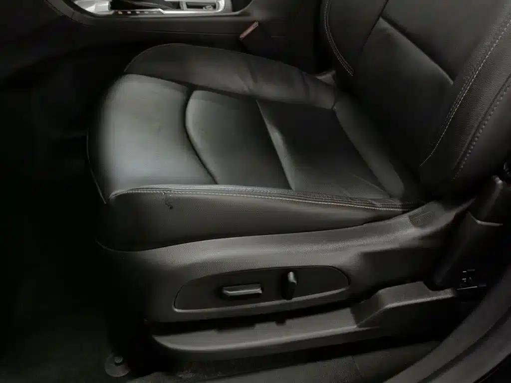 Equinox 2019 535T Automatic Premier Edition (China VI Emission Standard) — миниатюра 20