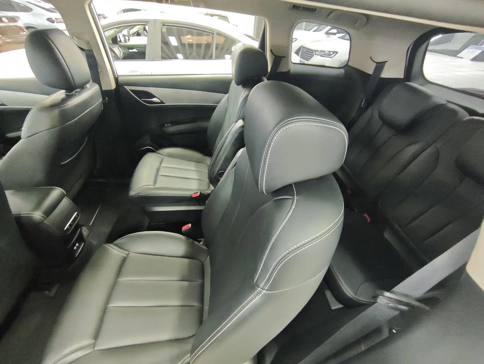 BYD Song MAX 2021 Upgraded Model 1.5T Automatic Luxury 6-Seater — миниатюра 15