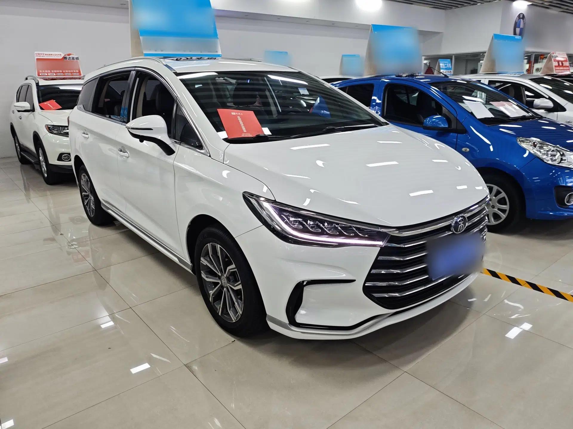 BYD Song MAX 2021 Upgraded Model 1.5T Automatic Luxury 6-Seater — миниатюра 3