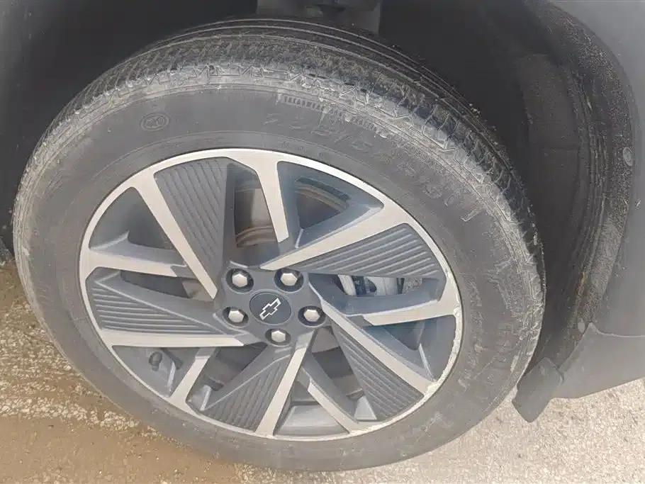 2024 Chevrolet Equinox Plus 102km RS Ultimate Edition — миниатюра 6