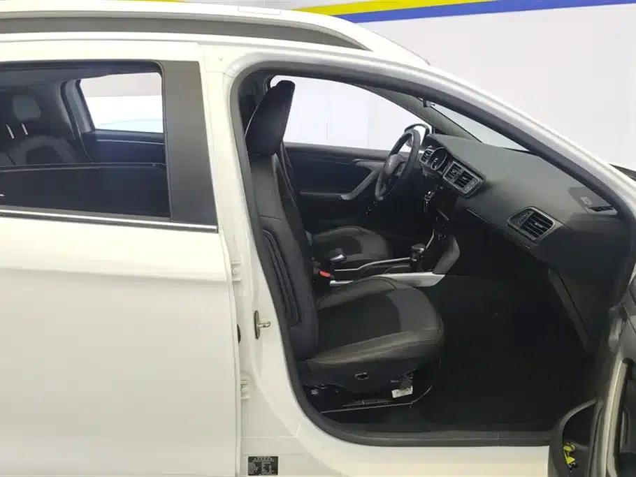 Citroën C3-XR 2015 1.6L Automatic Pioneer Edition — миниатюра 8