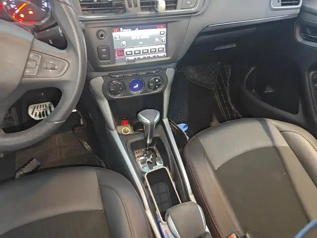 Citroën C3-XR 2015 1.6L Automatic Intelligent — миниатюра 14